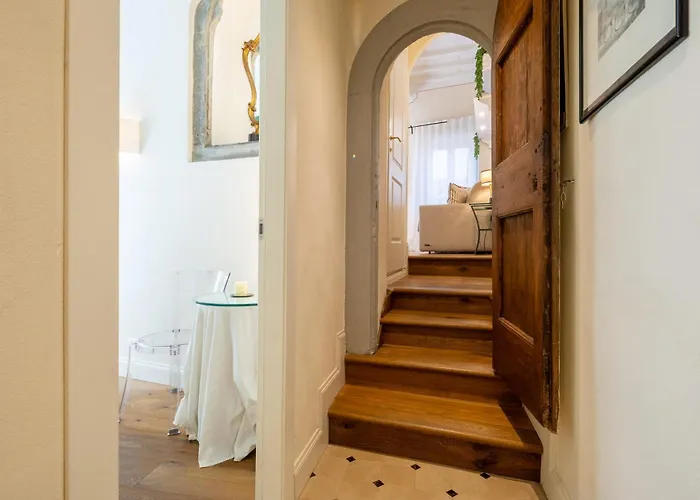 Tornabuoni Cozy